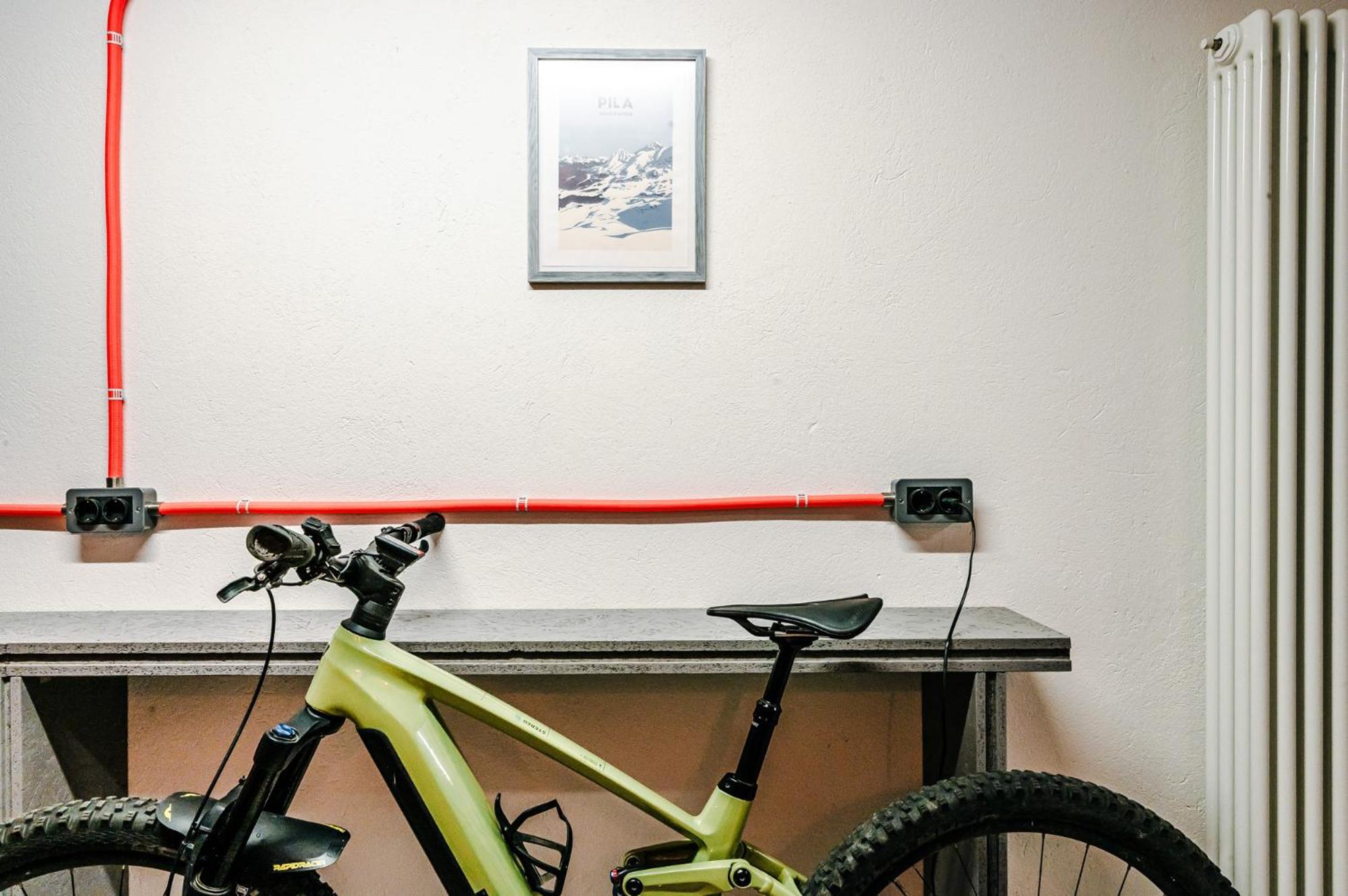 Le Lion Apartments - Bike & Ski Aosta Zewnętrze zdjęcie