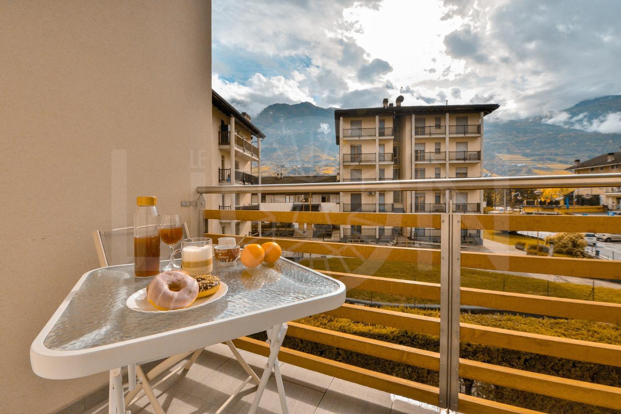 Le Lion Apartments - Bike & Ski Aosta Zewnętrze zdjęcie